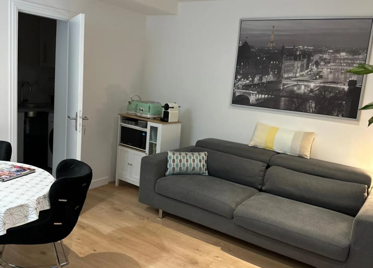 Logement Avec Terrasse Et Entree Independantes A 25 Min De Paris Yerres
