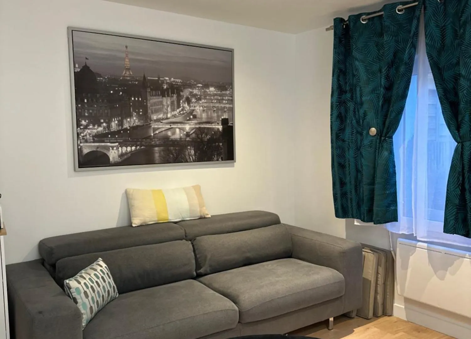 Logement Avec Terrasse Et Entree Independantes A 25 Min De Paris Yerres